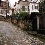 Luxury Pantheon 게스트하우스 4*